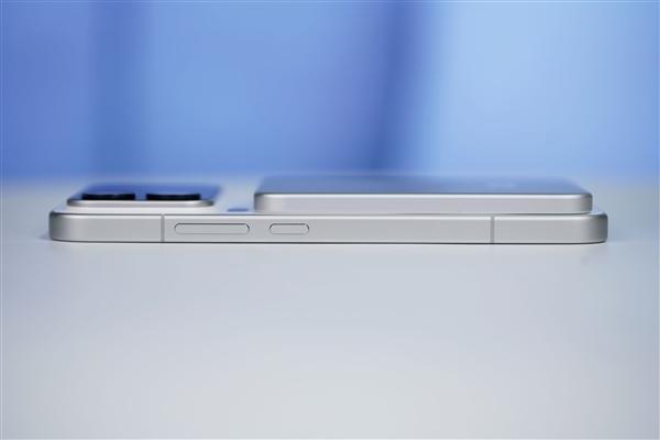 吸充电宝今日开售：兼容小米17、iPhone 17全系不朽情缘平台登录网页299元首批秒售罄！小米金沙江磁(图3)