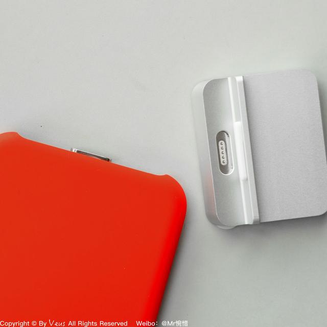 iPhone充电像放水杯一样简单不朽情缘电子游戏这个磁吸底座 让(图11)